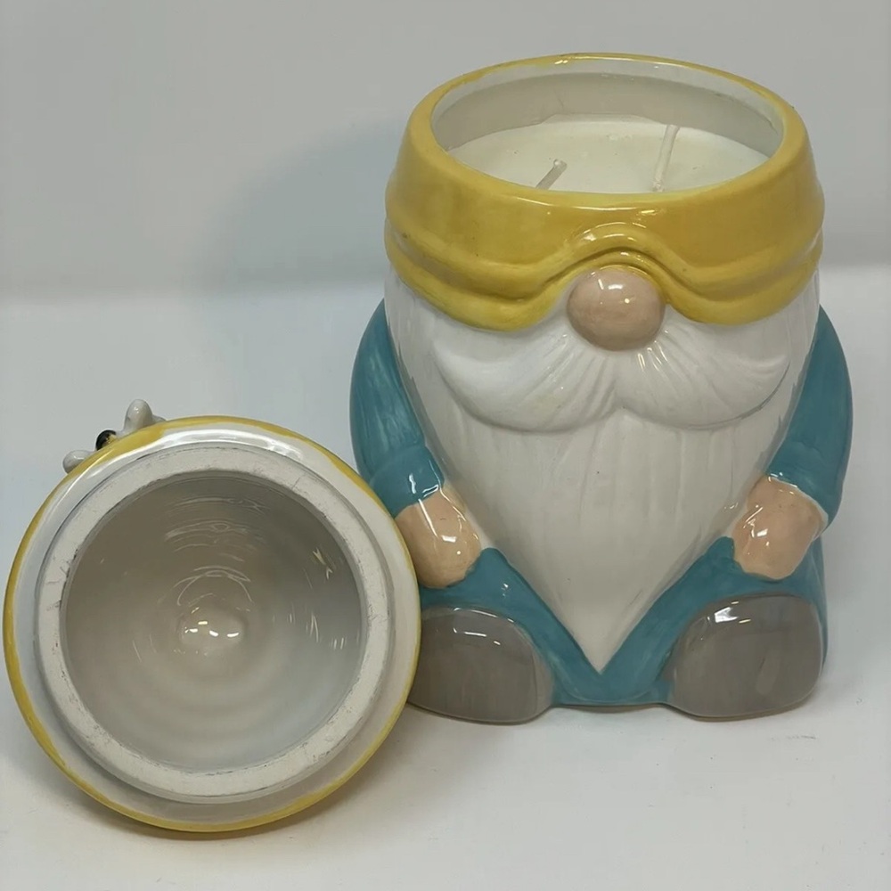 NEW Martha Stewart Beehive Bee Gnome Ceramic Canister Jar Candle 20.5 oz π - Picture 9 of 9